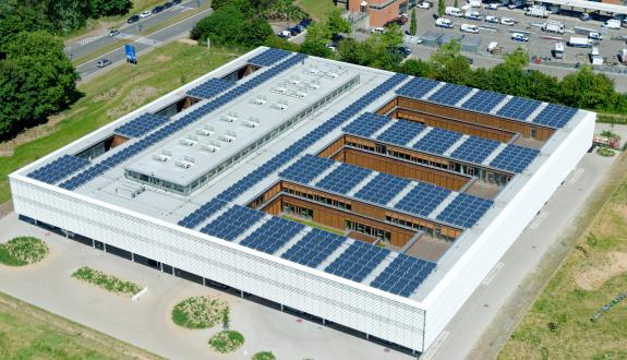 AGC Glass Building receives Sustainable Building Award