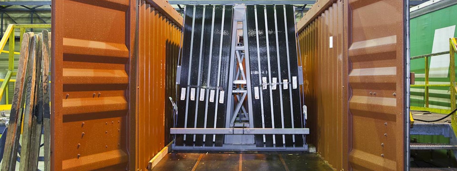 AGC glass Transport