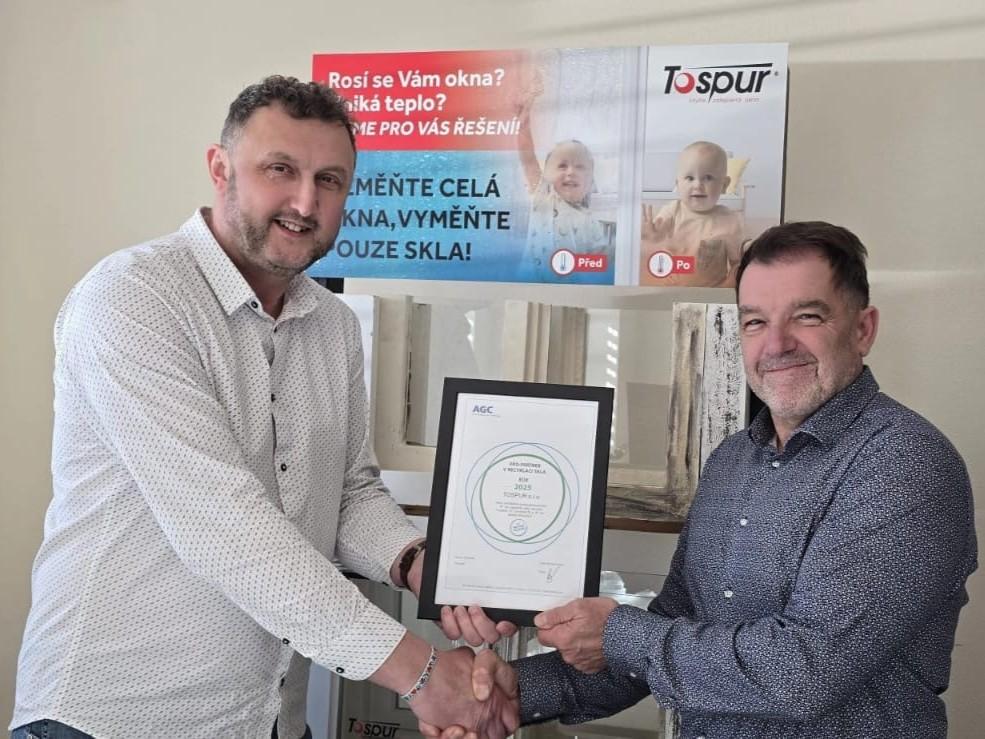 Celebrating Our 2025 CZ Recycling Champion TOSPUR, with Official Certificate of CO2 and Primary Raw Material Savings.