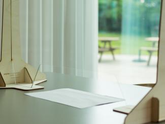 AGC glass sanitary protection screen - shop version - laminated glass