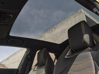 AGC Thermal comfort roof – view from inside the vehicle