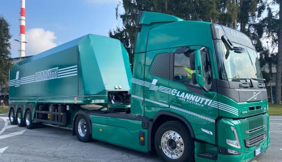 Inauguration of new electric Volvo trucks for AGC glass transport by Lannutti